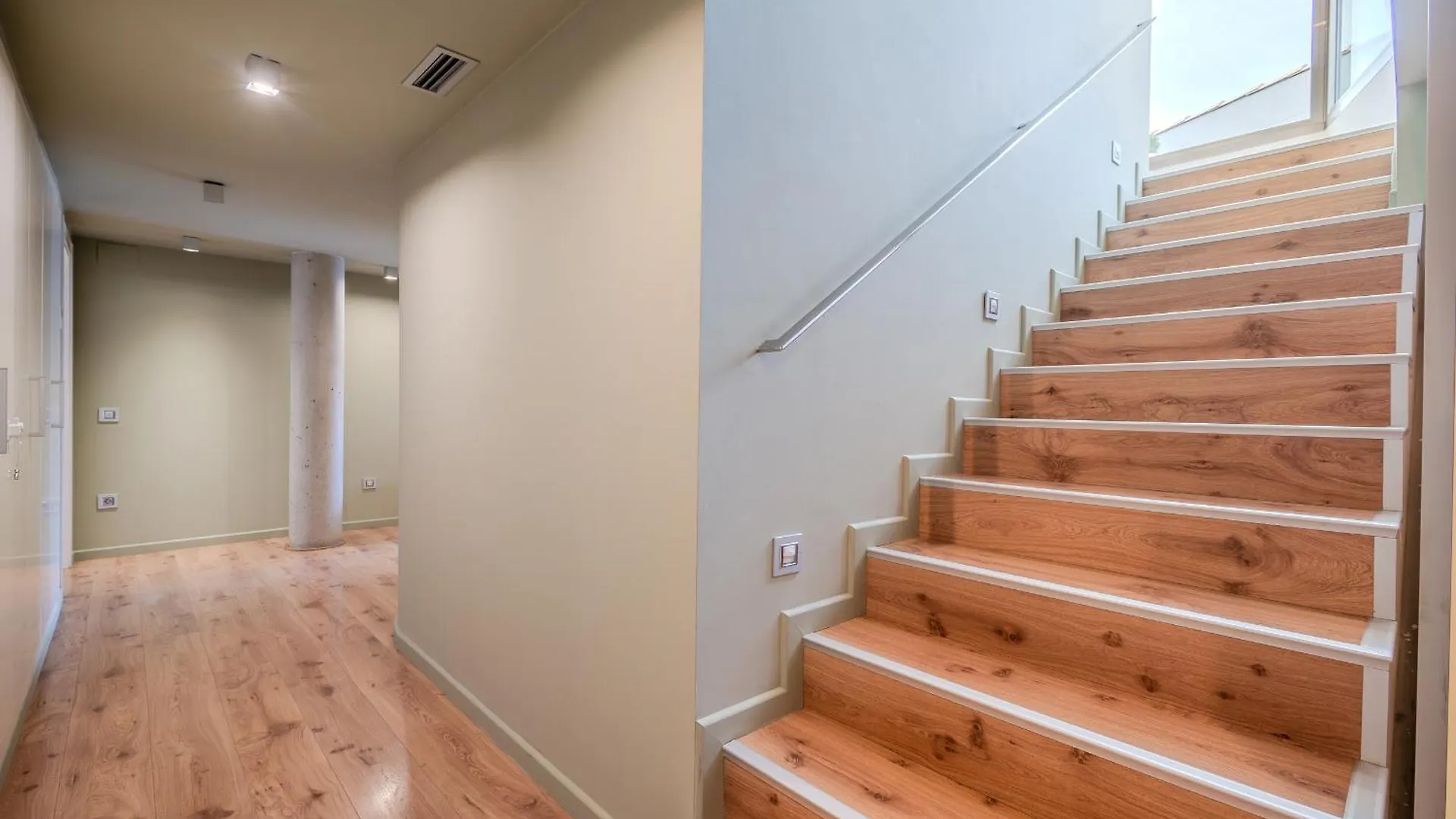 Gran Duplex Cerca Del Mar Con Piscina Privada En El Centro De Rosesヴィラ ロザス