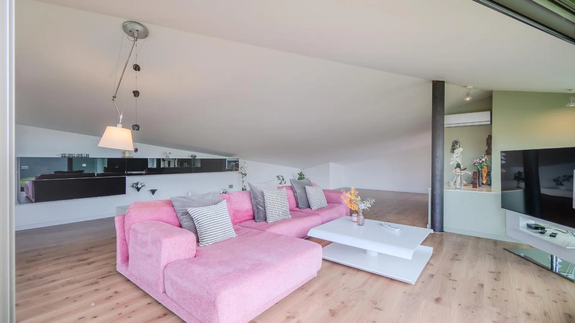 Gran Duplex Cerca Del Mar Con Piscina Privada En El Centro De Rosesヴィラ ロザス