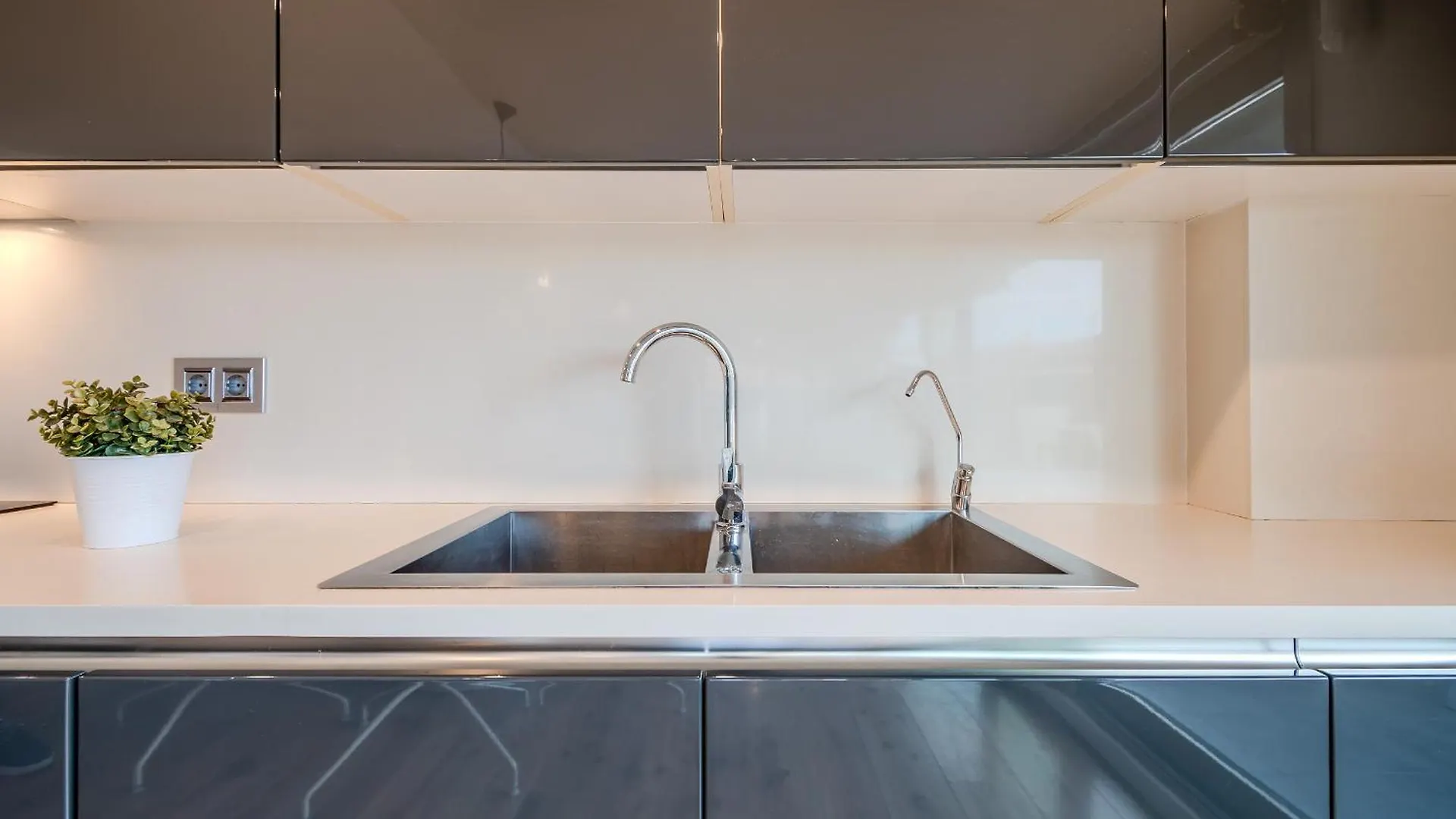 Gran Duplex Cerca Del Mar Con Piscina Privada En El Centro De Rosesヴィラ ロザス