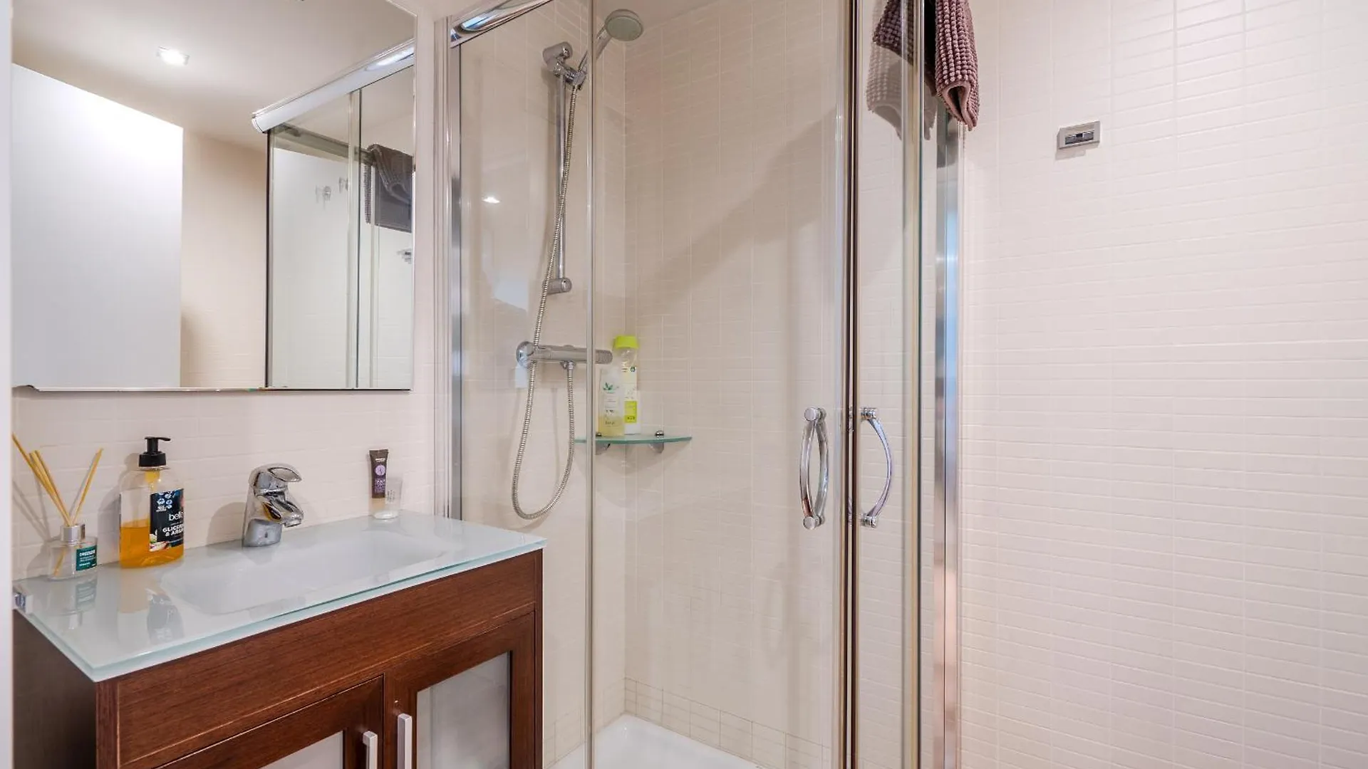 Gran Duplex Cerca Del Mar Con Piscina Privada En El Centro De Rosesヴィラ ロザス